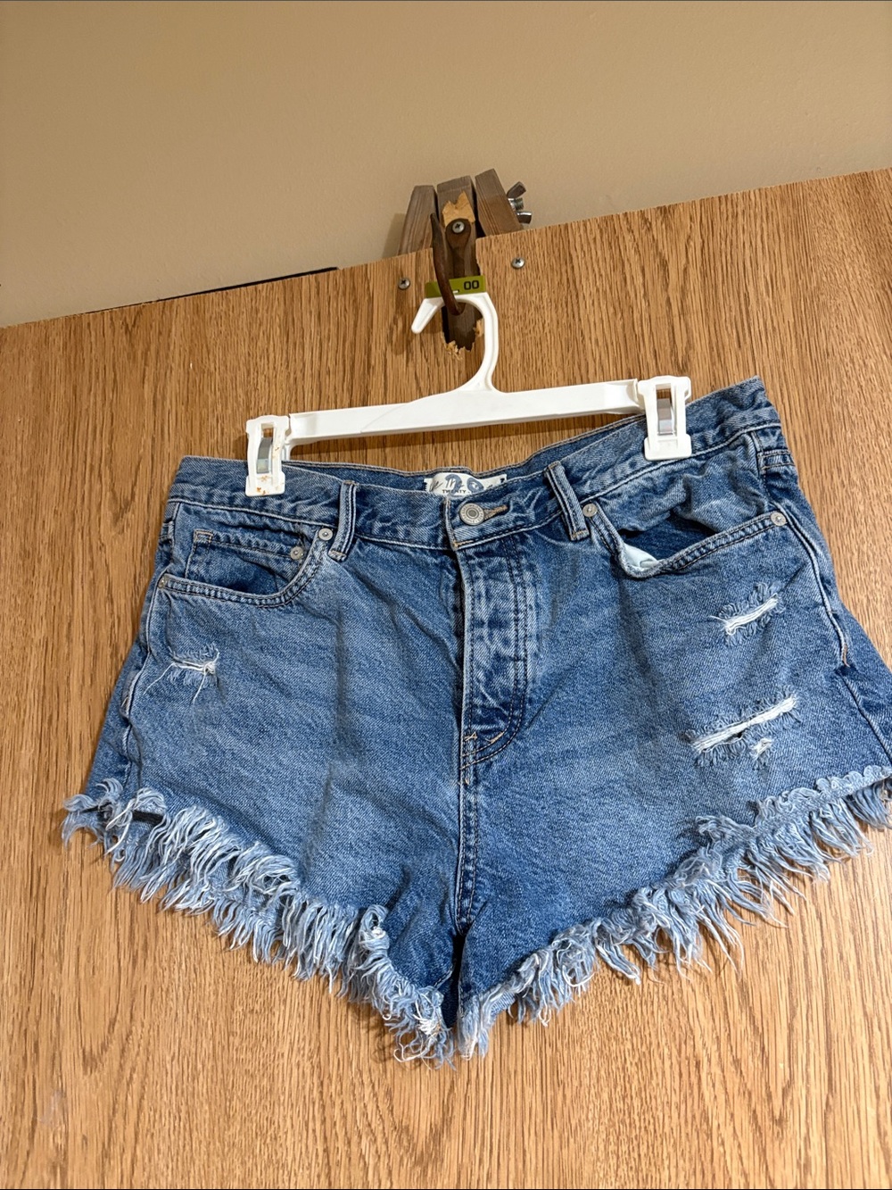 We The Free Distressed Frayed Hem Denim Shorts - Light Blue